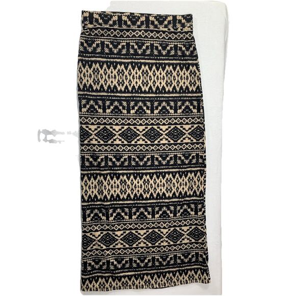 B&B Boutique Dresses & Skirts - Womens B&B Boutique Maxi Skirt With Side Slit, Size S